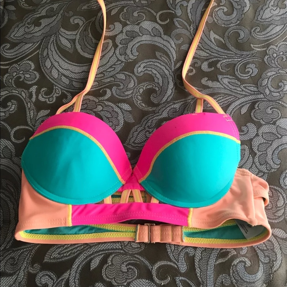 Bikini Top Size S xhilaration
